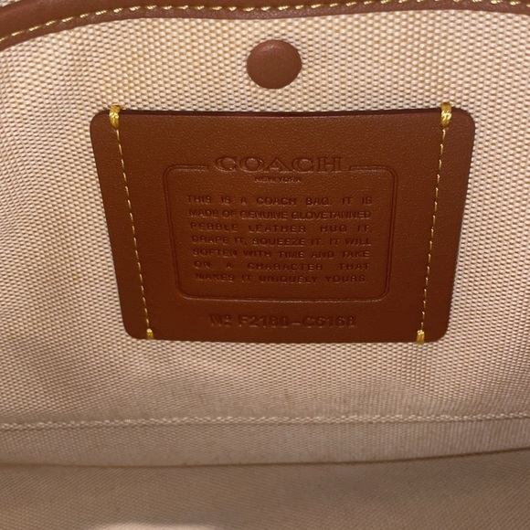 Coach Rogue 39 - Picture 16 of 16